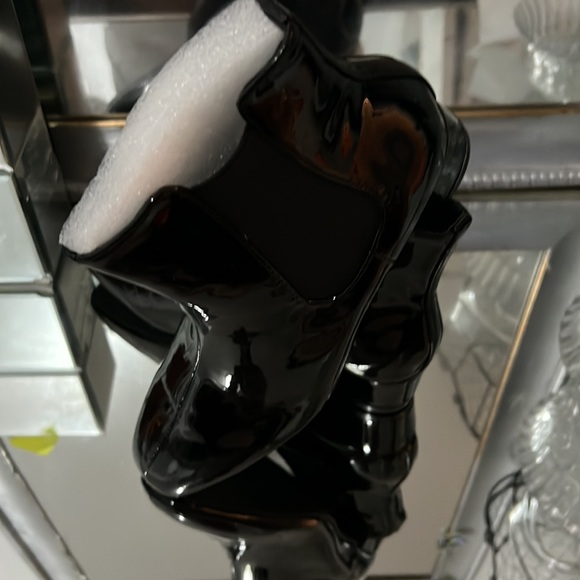 faux patent booties size 10 ships in box New‼️👢 - Picture 3 of 5